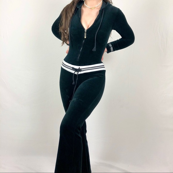 SOLD | Y2K velour flare tracksuit jumpsuit - Picture 2 of 5